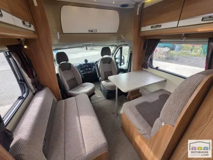 Swift Esprit 484 2015