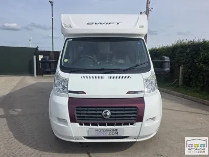 Swift Esprit 484 2015