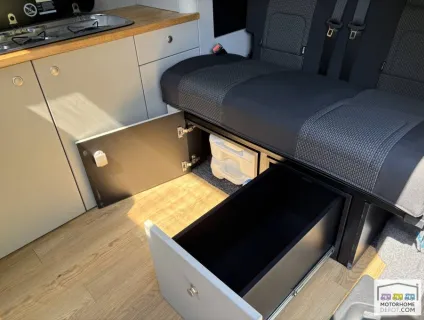 Volkswagen T6.1 Highline 2023