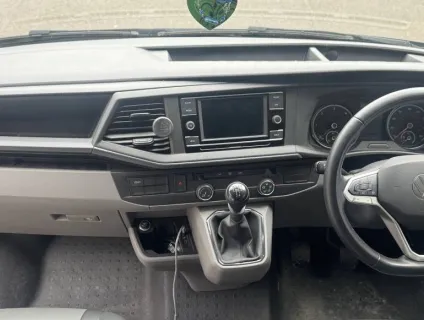 Volkswagen T6.1  2022