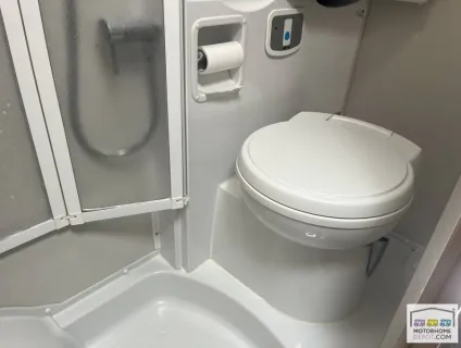 Elddis Autoquest  145 2015