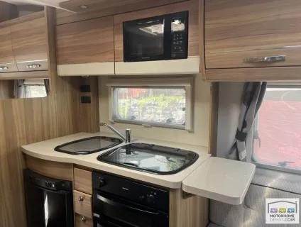 Elddis Autoquest  145 2015