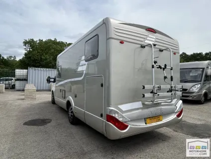 Hymer T-674   2010