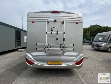 Hymer T-674   2010