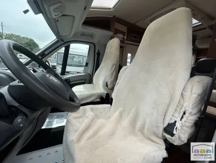 Hymer T-674   2010