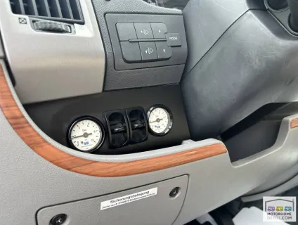 Hymer T-674   2010