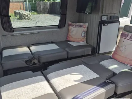 Volkswagen T28 S Line 2016