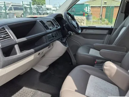 Volkswagen T28 S Line 2016