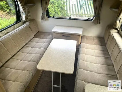 Elddis Sunseeker 195 2016