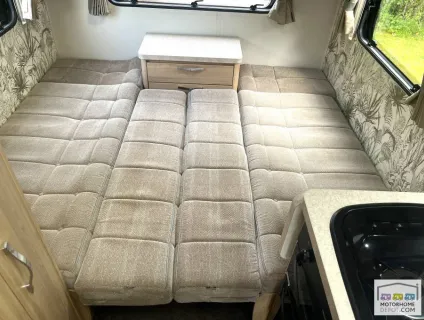 Elddis Sunseeker 195 2016