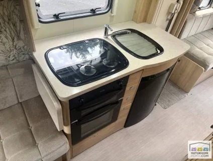 Elddis Sunseeker 195 2016