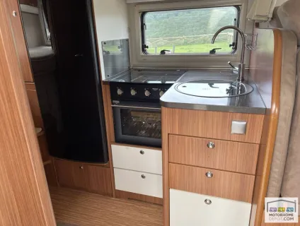 Adria Matrix M680 Sp 2012
