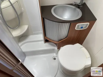 Adria Matrix M680 Sp 2012