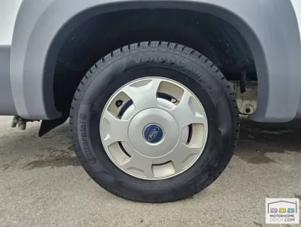Auto-Trail Tribute 715 2015
