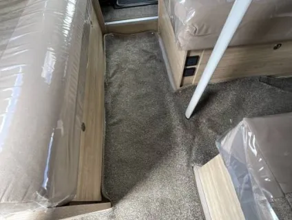Elddis Autoquest  196 2019