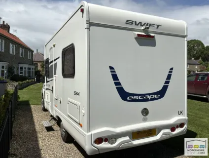 Swift Escape 664 2015