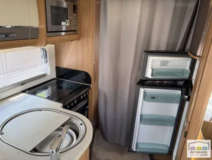 Auto-Trail Tracker FB 2018
