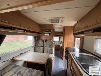 Auto-Trail Apache 700 2004
