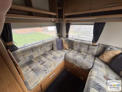 Auto-Trail Apache 700 2004