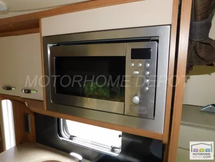Swift Sundance  636 L  2013