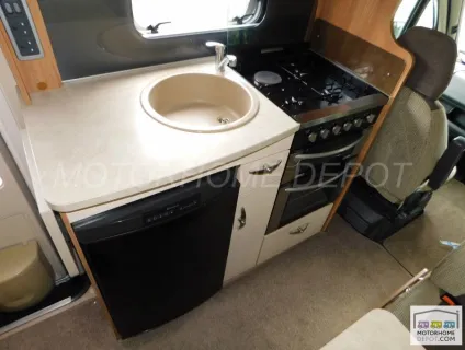 Swift Sundance  636 L  2013