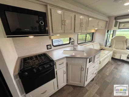 Winnebago Intent 29L 2020