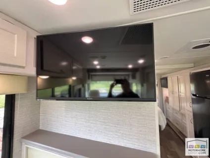 Winnebago Intent 29L 2020