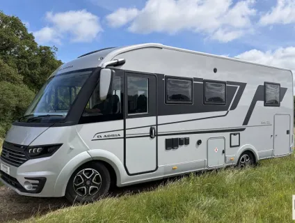 Adria Sonic Supreme 2025