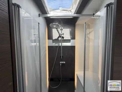 Adria Sonic Supreme 2025
