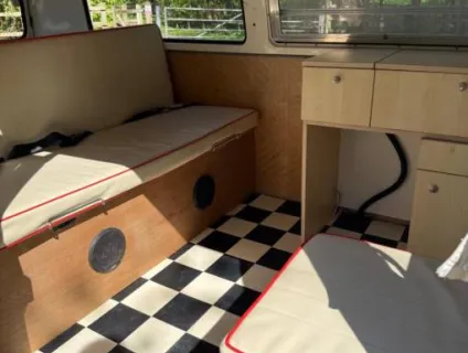Volkswagen T2 Early Bay  1971