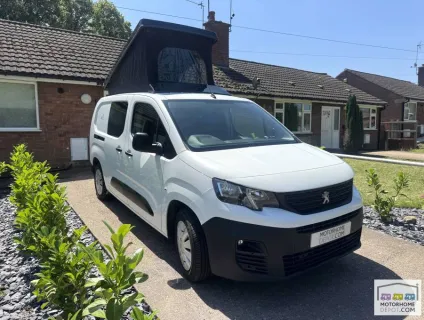 Peugeot Partner   2021