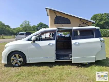 Nissan Elgrand Highway Star 2011