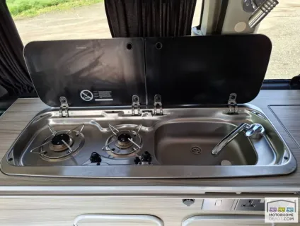Nissan Elgrand  2009