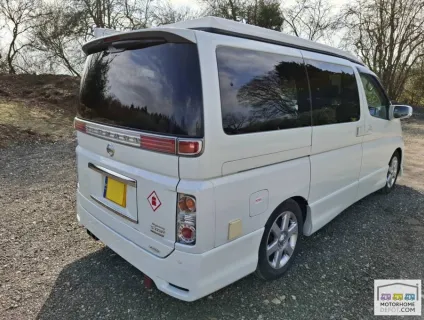 Nissan Elgrand  2009