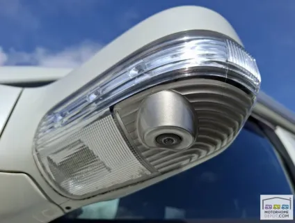 Nissan Elgrand  2009