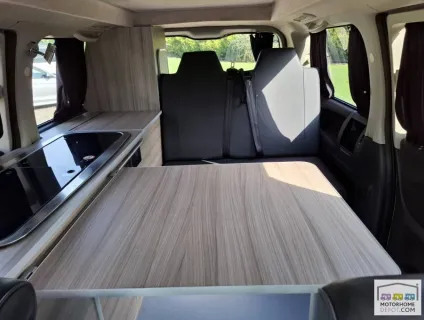 Nissan Elgrand  2009