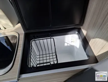Nissan Elgrand  2009