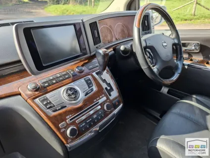 Nissan Elgrand  2009