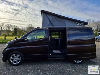 Nissan Elgrand Highway Star 2009