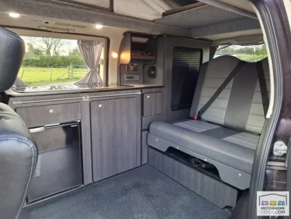 Nissan Elgrand Highway Star 2009