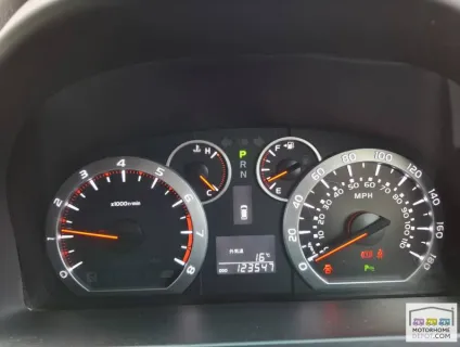 Toyota Vellfire   2010