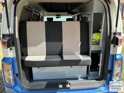 Nissan Elgrand E51 2008