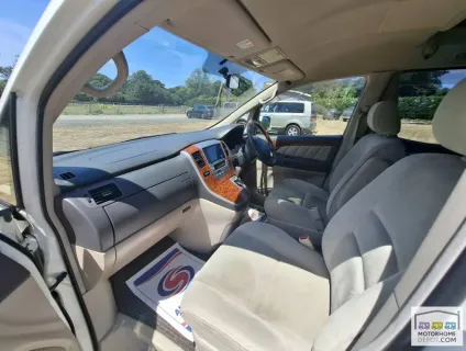 Toyota Alphard  Camper Van 2004