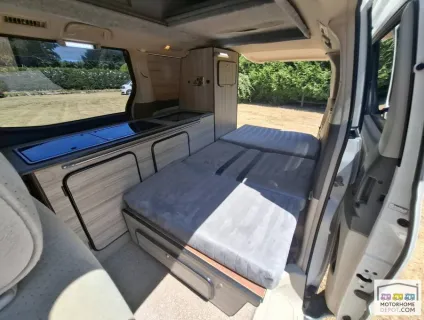 Toyota Alphard  Camper Van 2004