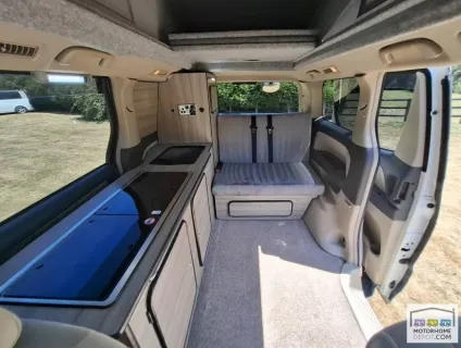 Toyota Alphard  Camper Van 2004