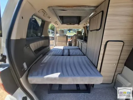Toyota Alphard  Camper Van 2004
