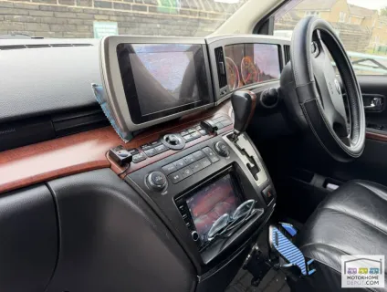 Nissan Elgrand Highway Star 2007