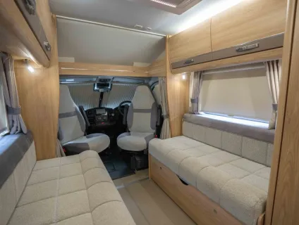 Elddis Autoquest 115 140BHP 2020