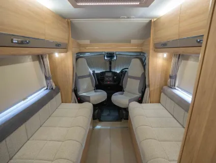 Elddis Autoquest 115 140BHP 2020