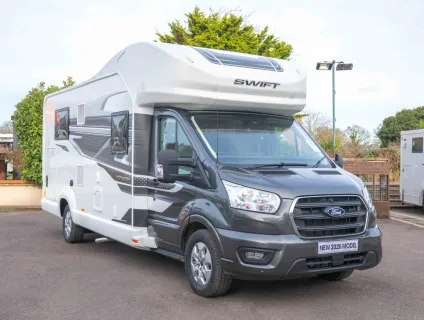 Swift Voyager 494 130BHP 2026